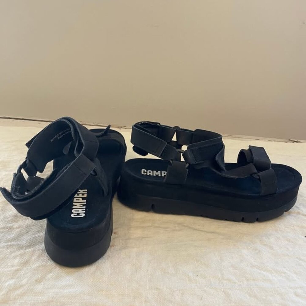 Camper Oruga Up Platform Sandal W8.5 - worn once